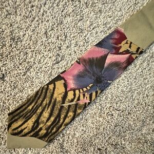 EUC Bill Robin Son 100% Silk Tie Necktie with Tiger Stripes and Flower